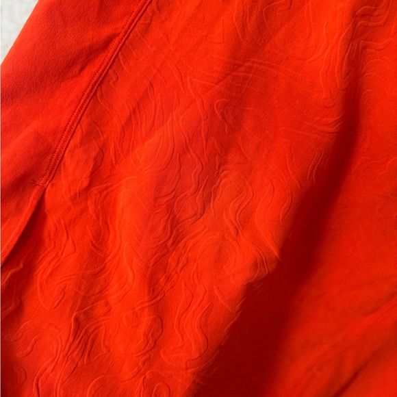 Lululemon Women’s Red/Orange Short-Sleeve Top, size 8/Medium. EUC! - Picture 4 of 5